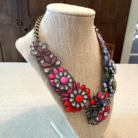 Colorful Floral Statement Bib Necklace With Adjustable Chain & Multi-Gem Accents - Picture 8 of 14